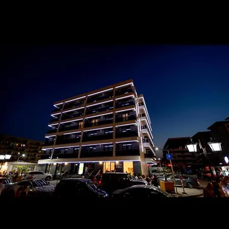 Luna * Нэводари